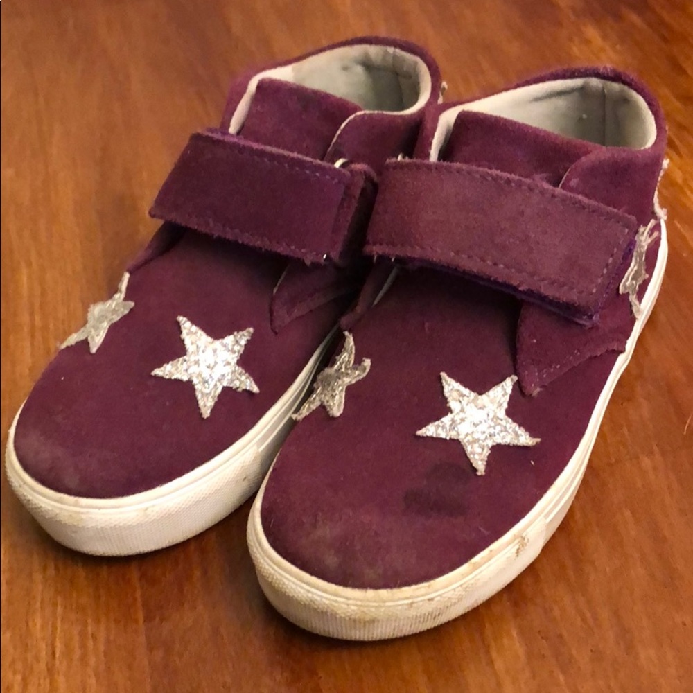Hoo Star High-Top Sneaker